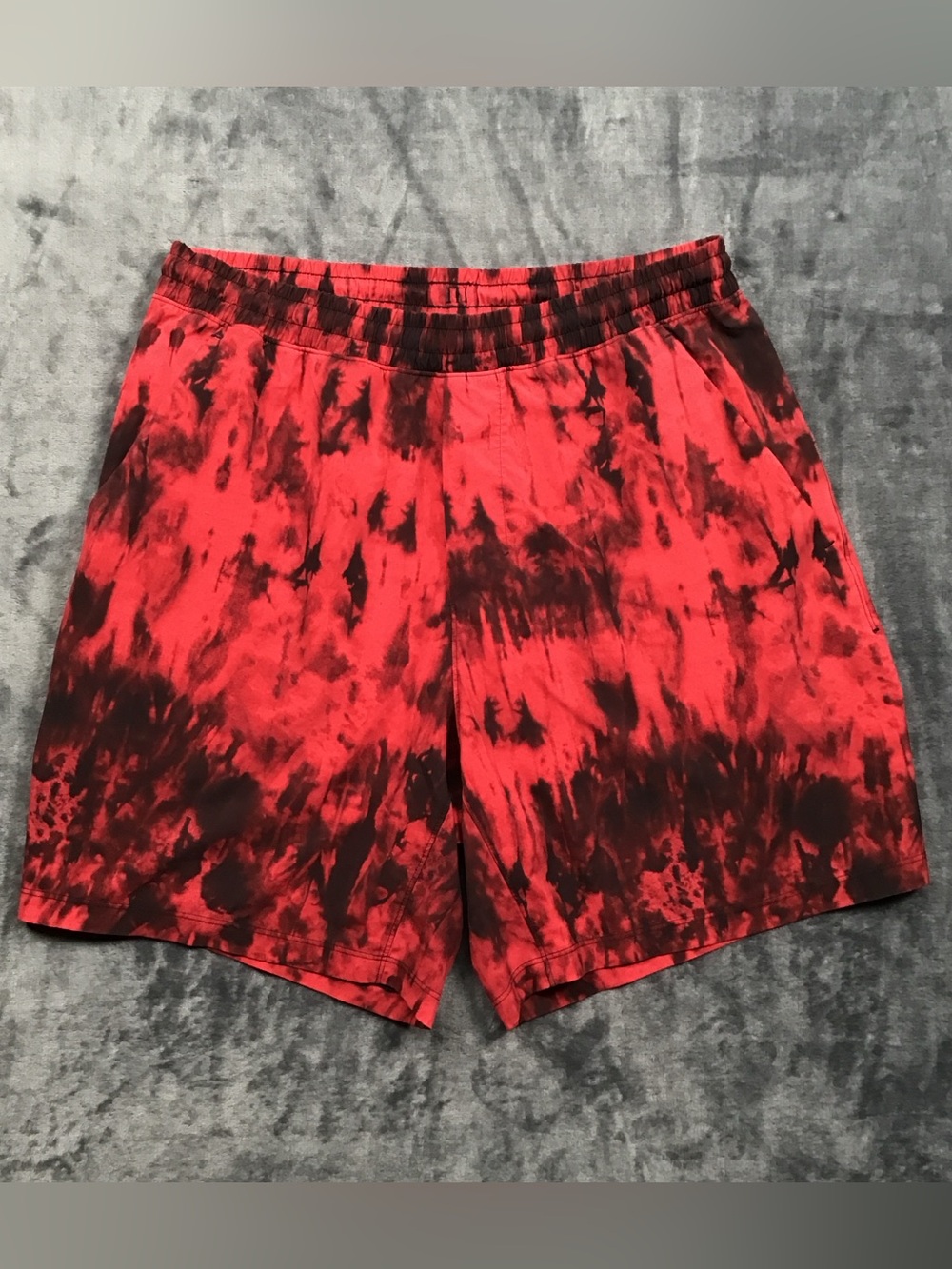 Lululemon Pace Breaker men’s athletic shorts large